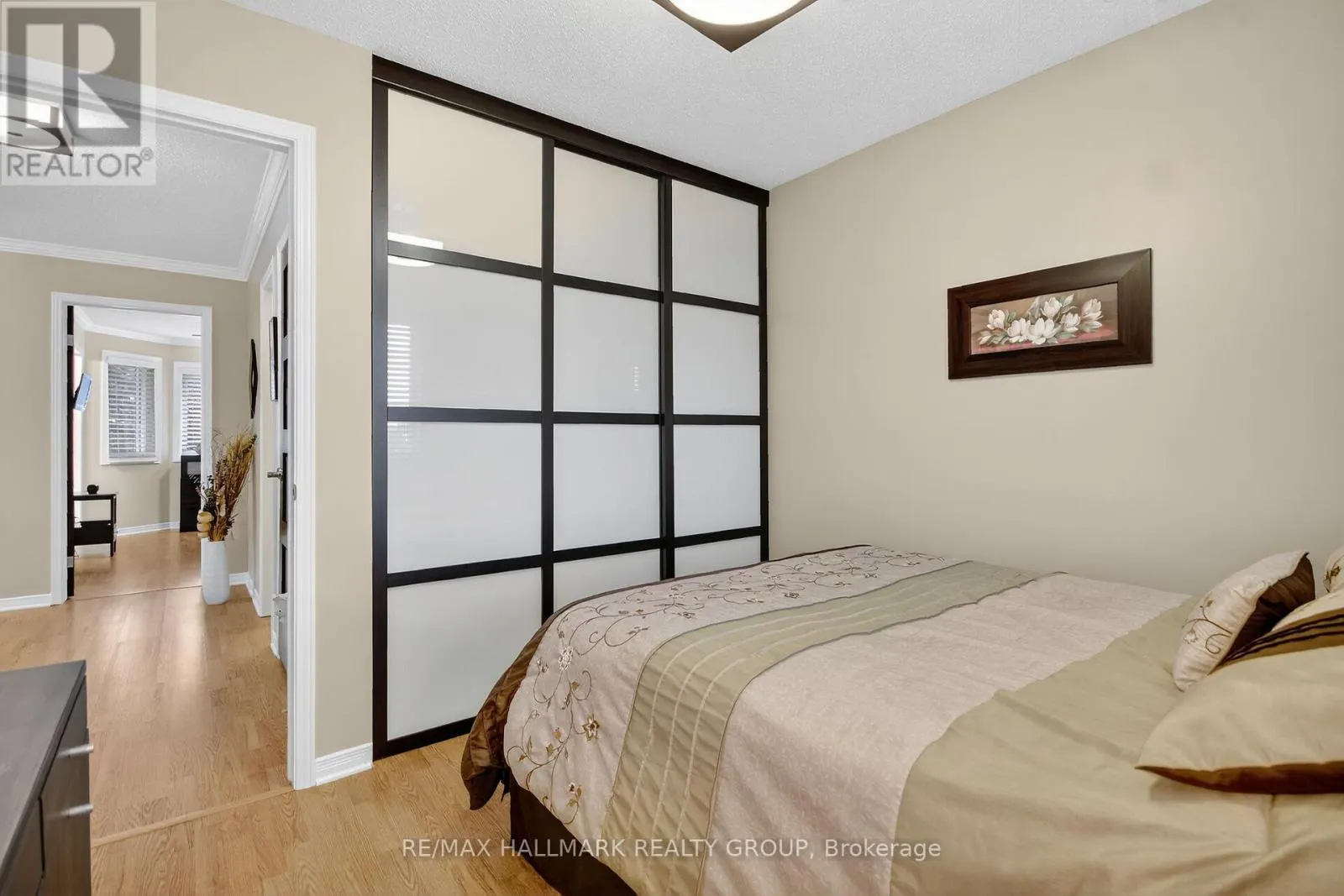 1415 CARAVEL CRESCENT