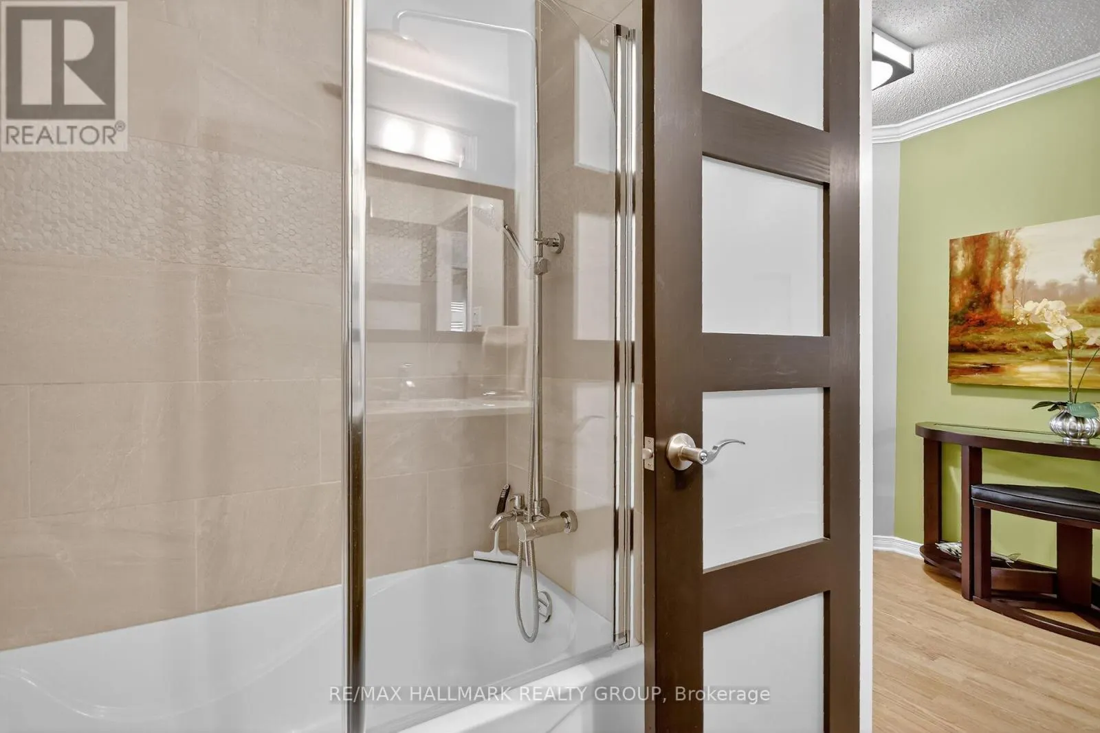 1415 CARAVEL CRESCENT