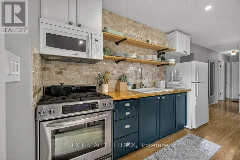 128 ORANGE CORNERS ROAD