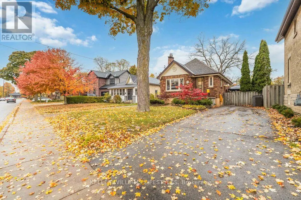 344 EMERY ST E STREET