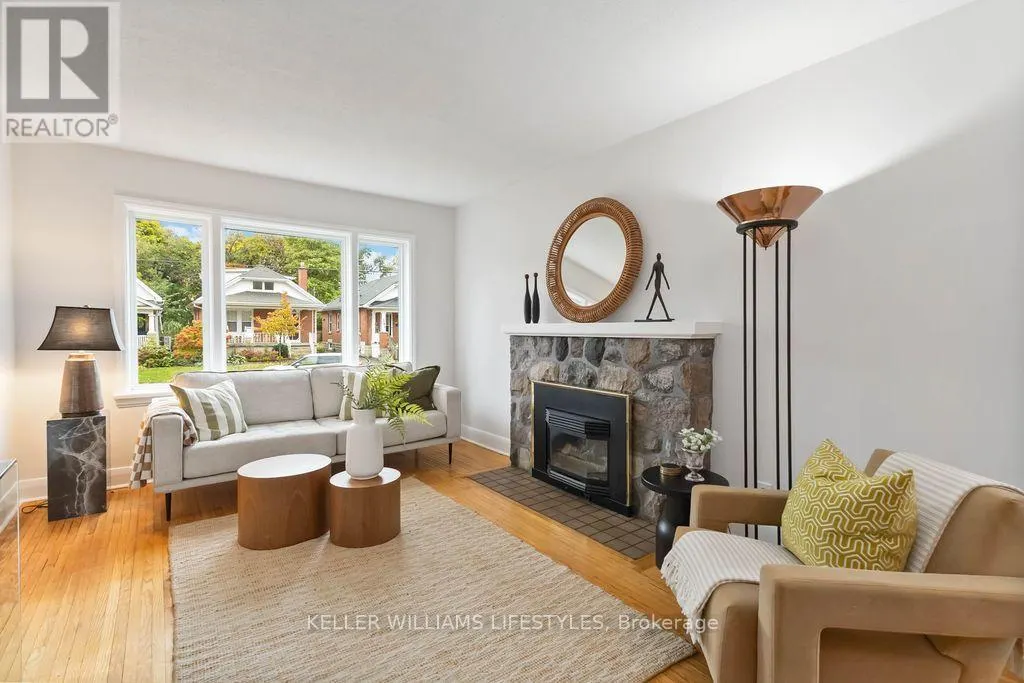 344 EMERY ST E STREET