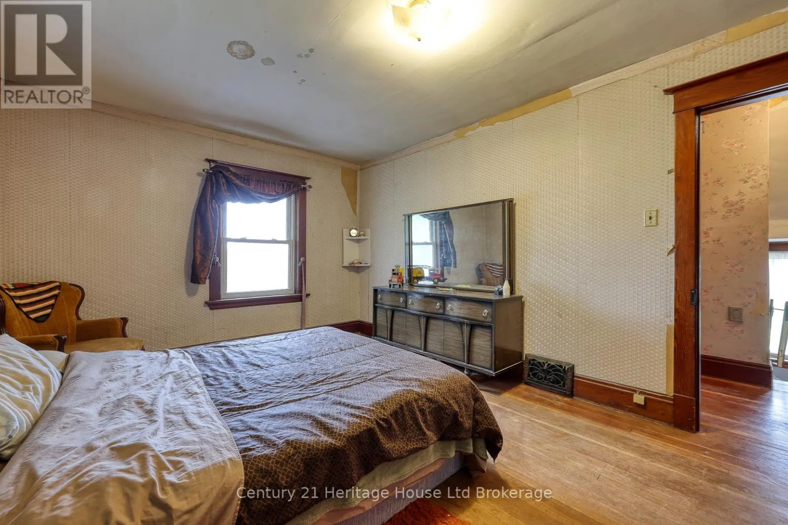 584510 BEACHVILLE ROAD