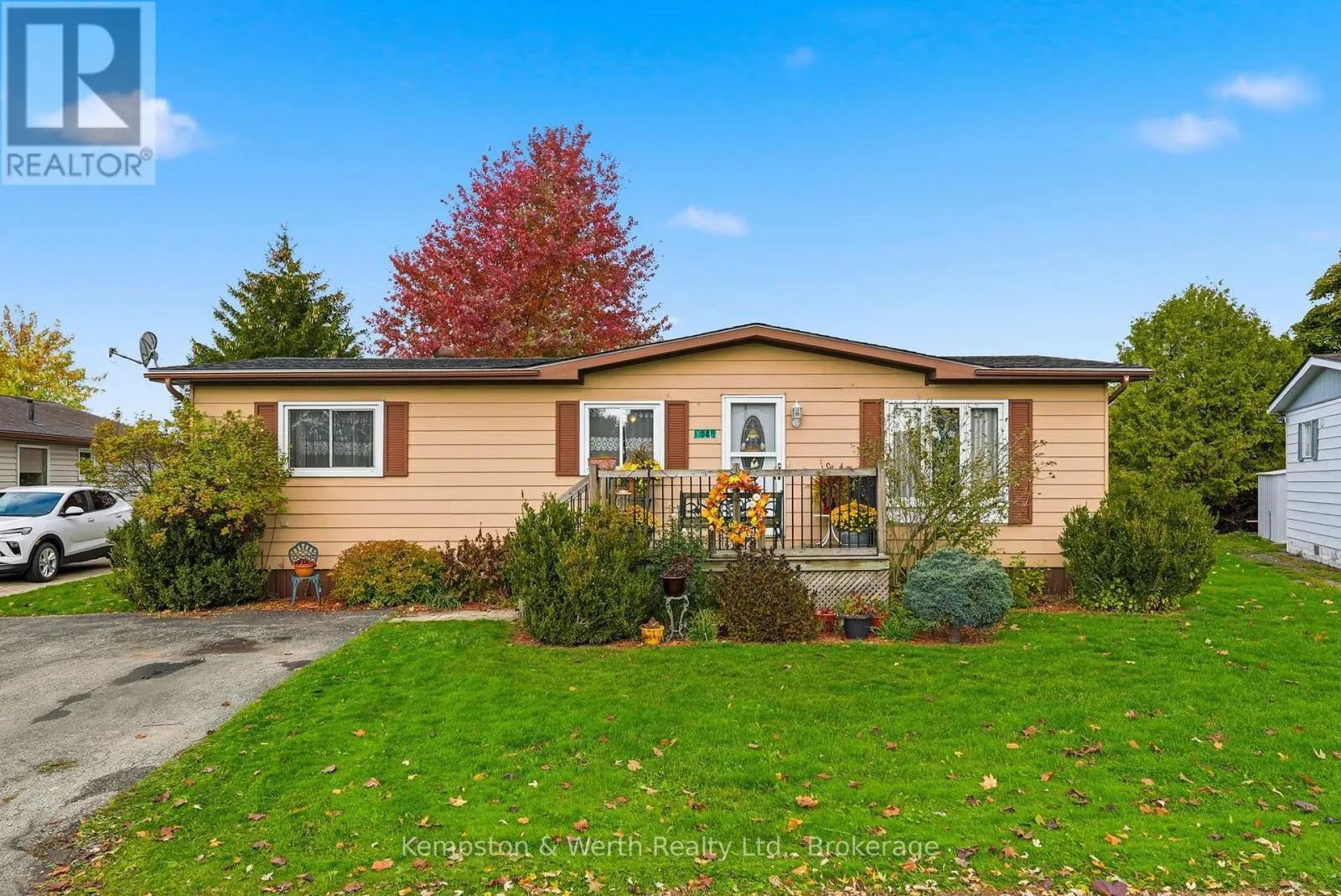 14 FAIRVIEW CRESCENT