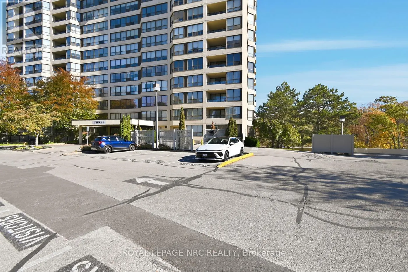 102 - 3 TOWERING HTS BOULEVARD, #102