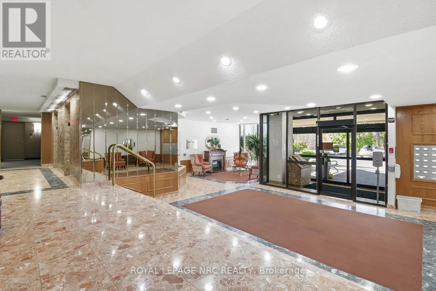 102 - 3 TOWERING HTS BOULEVARD, #102