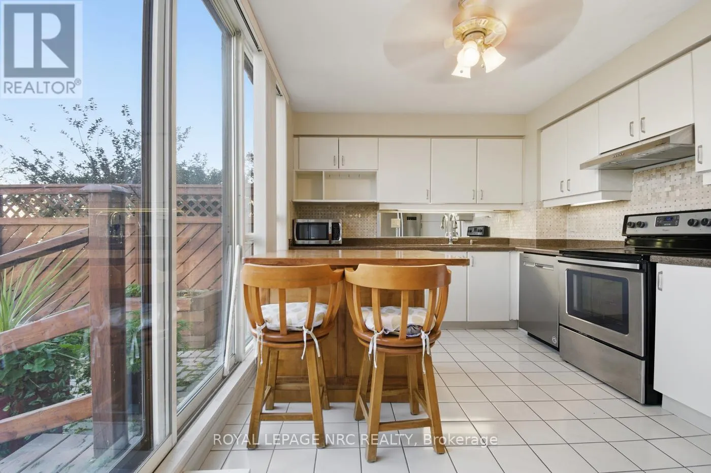 102 - 3 TOWERING HTS BOULEVARD, #102