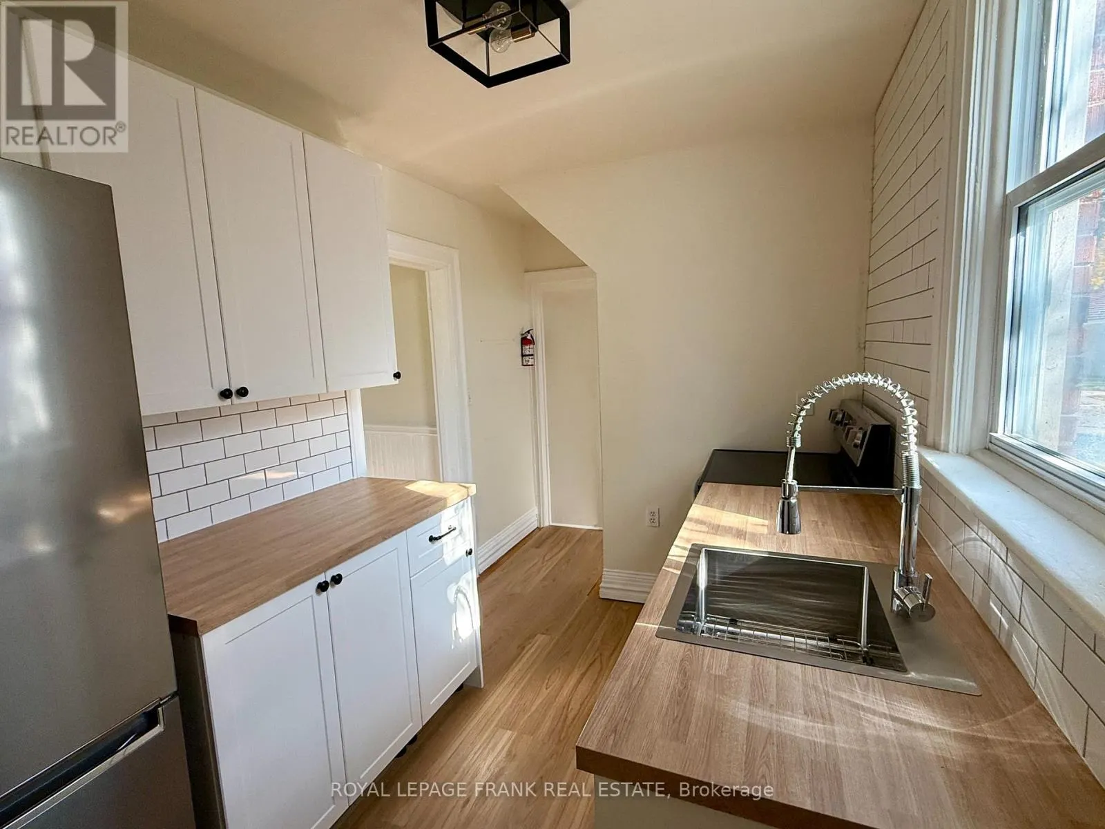 MAIN FLOOR - 1201 KENNETH AVENUE, #Main Floor