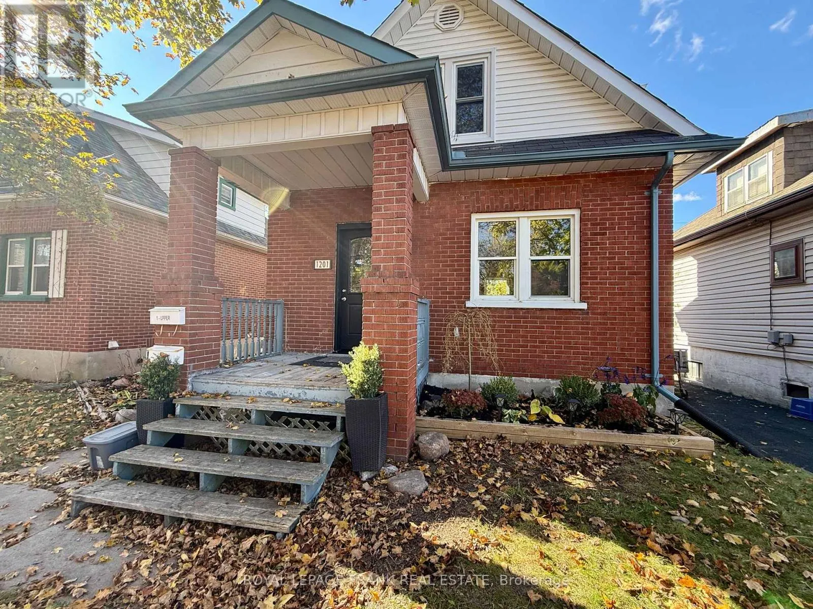 MAIN FLOOR - 1201 KENNETH AVENUE, #Main Floor