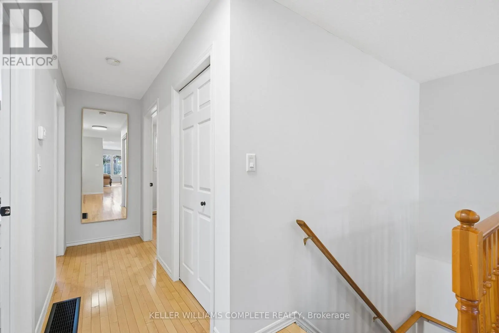 25 - 229 LYNDEN ROAD