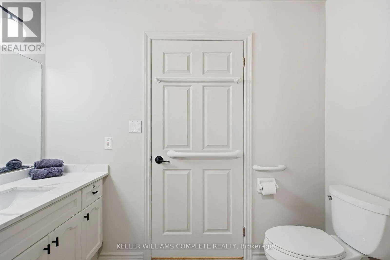 25 - 229 LYNDEN ROAD