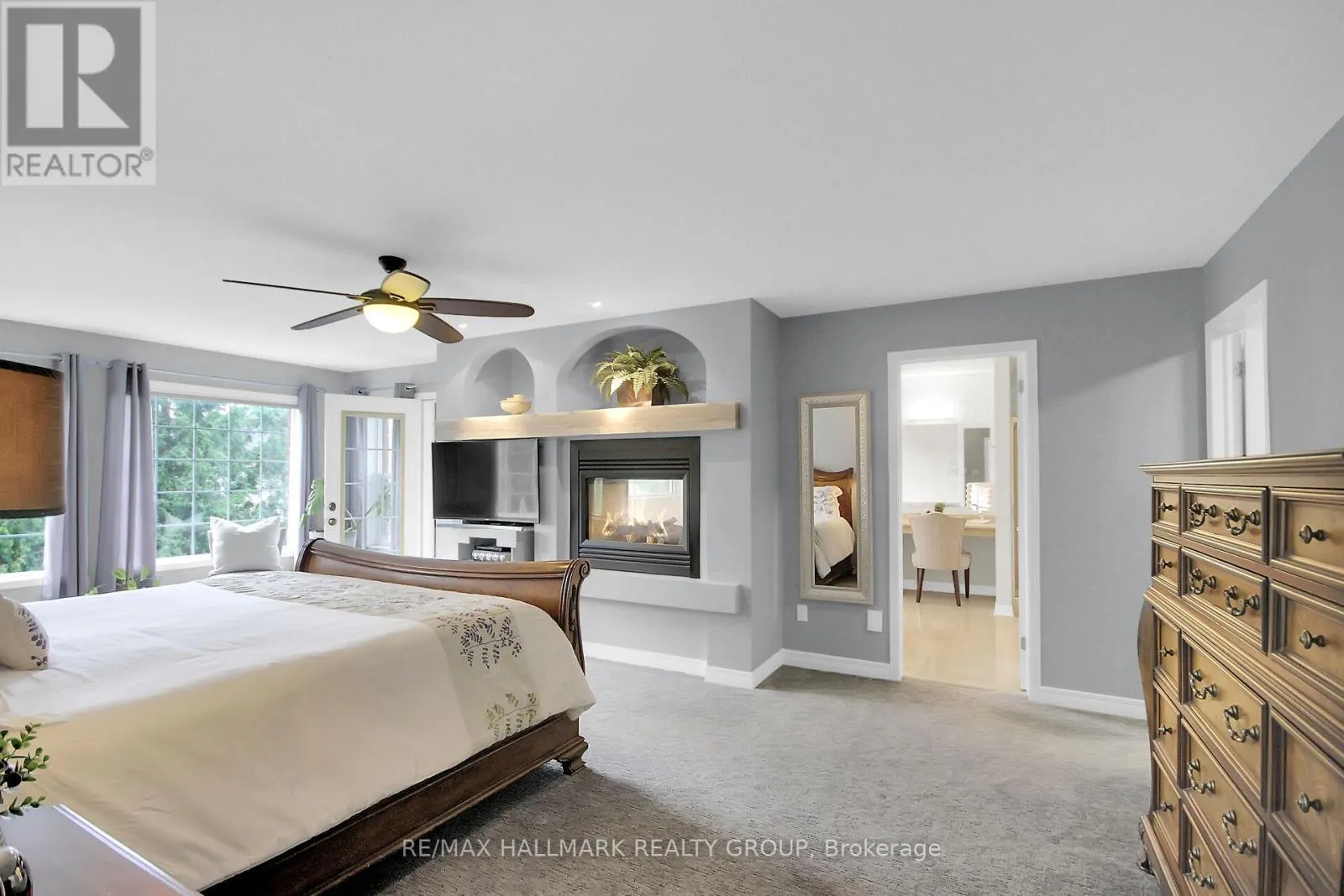 13 BEECHGROVE GARDENS