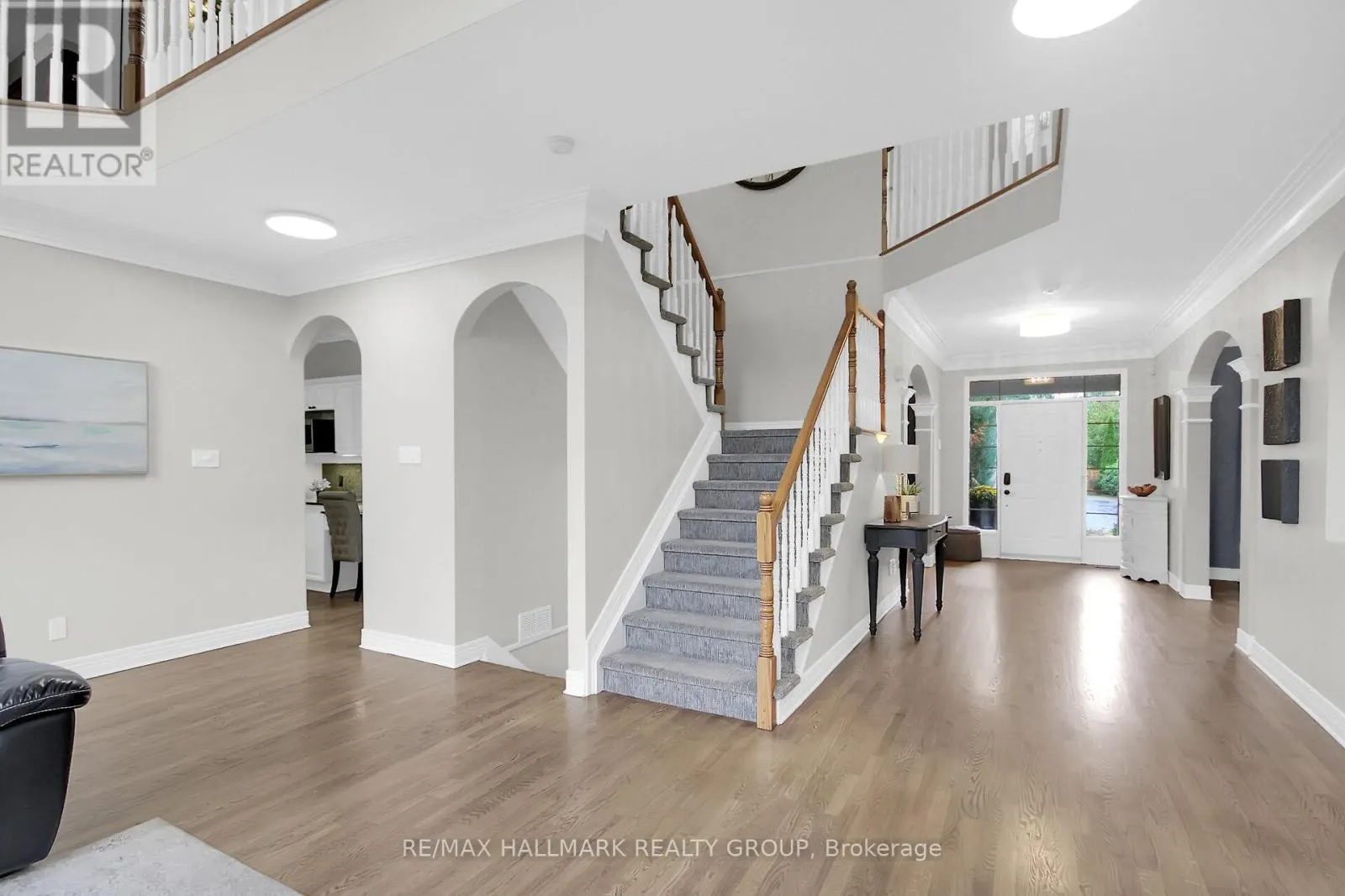 13 BEECHGROVE GARDENS