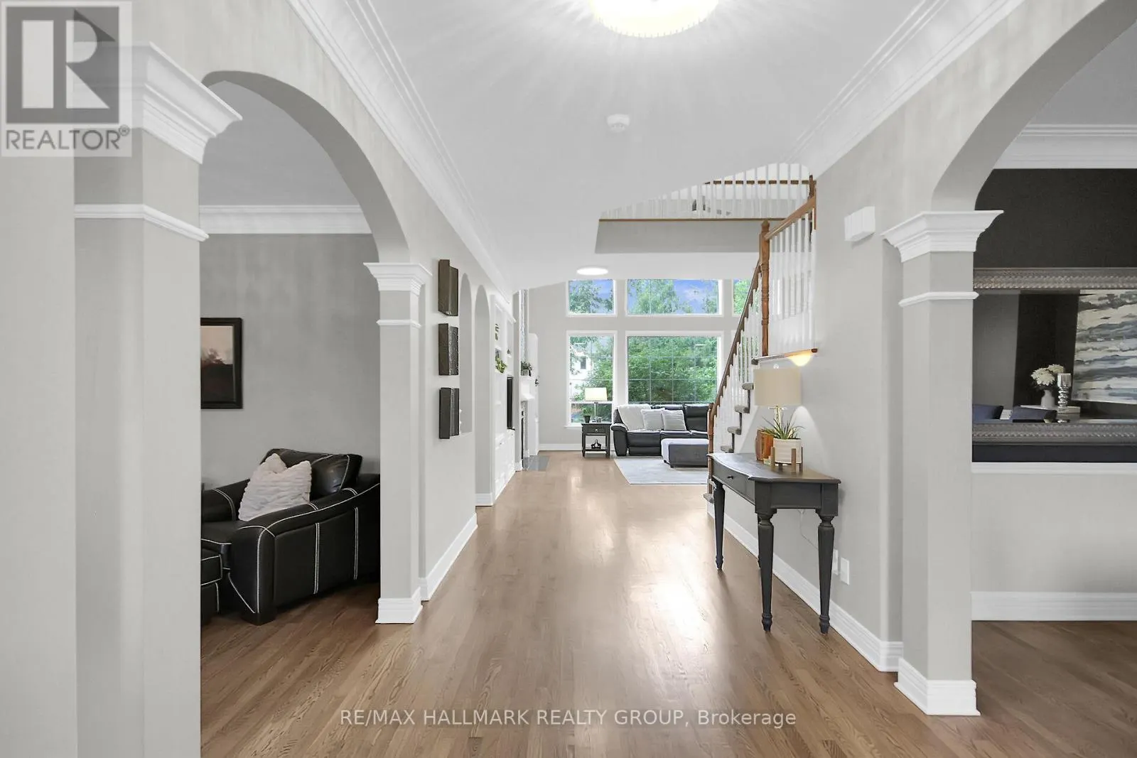 13 BEECHGROVE GARDENS