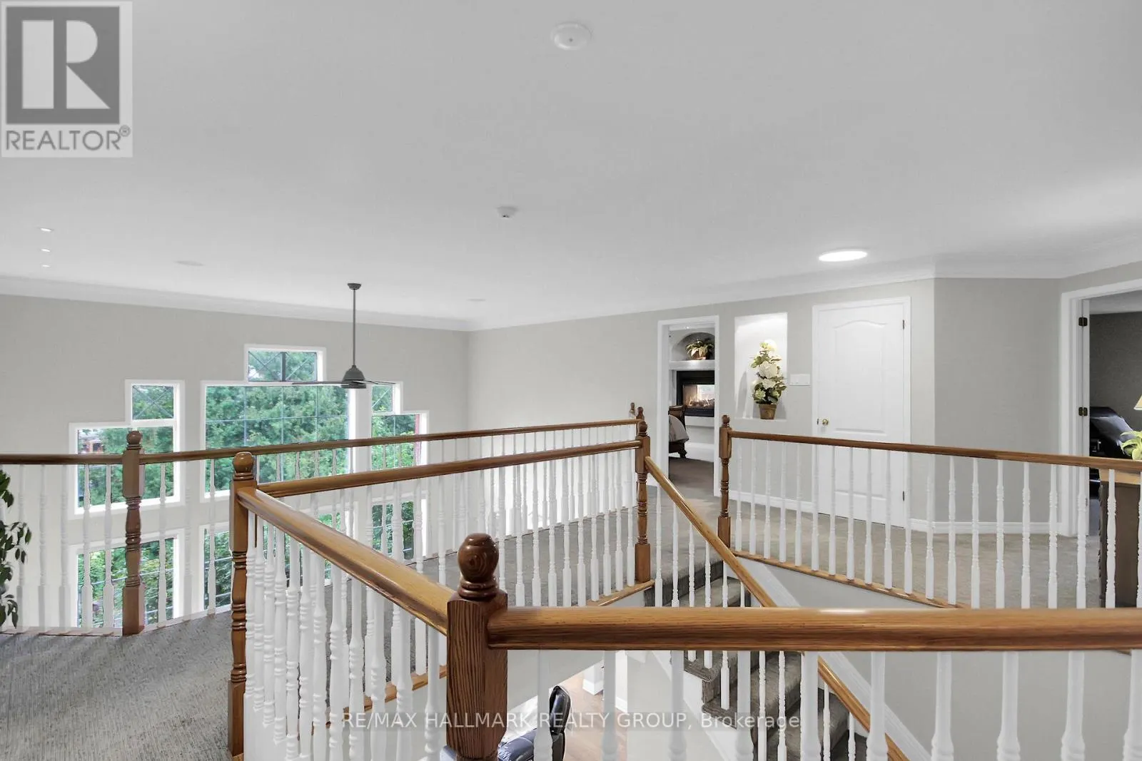 13 BEECHGROVE GARDENS