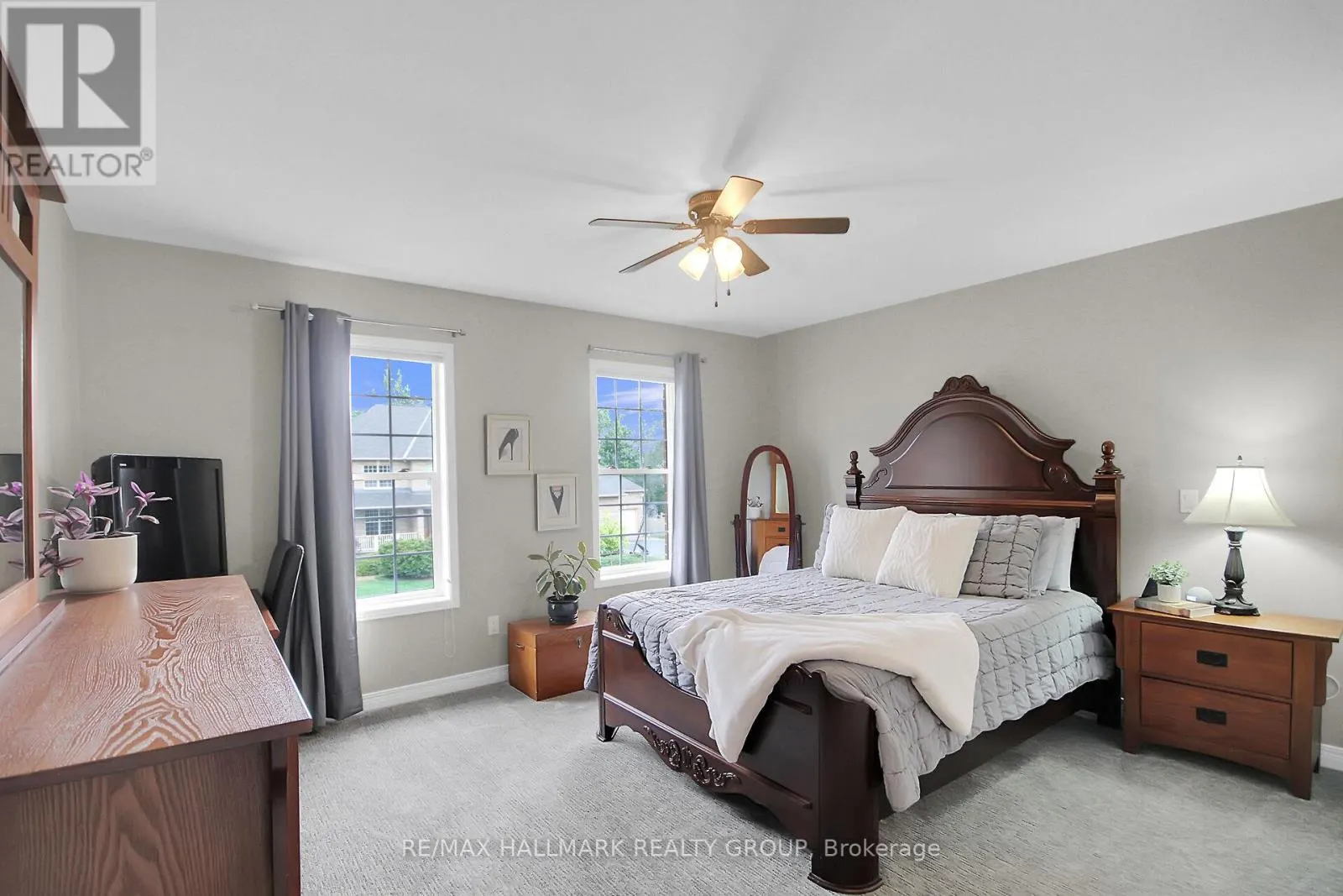 13 BEECHGROVE GARDENS