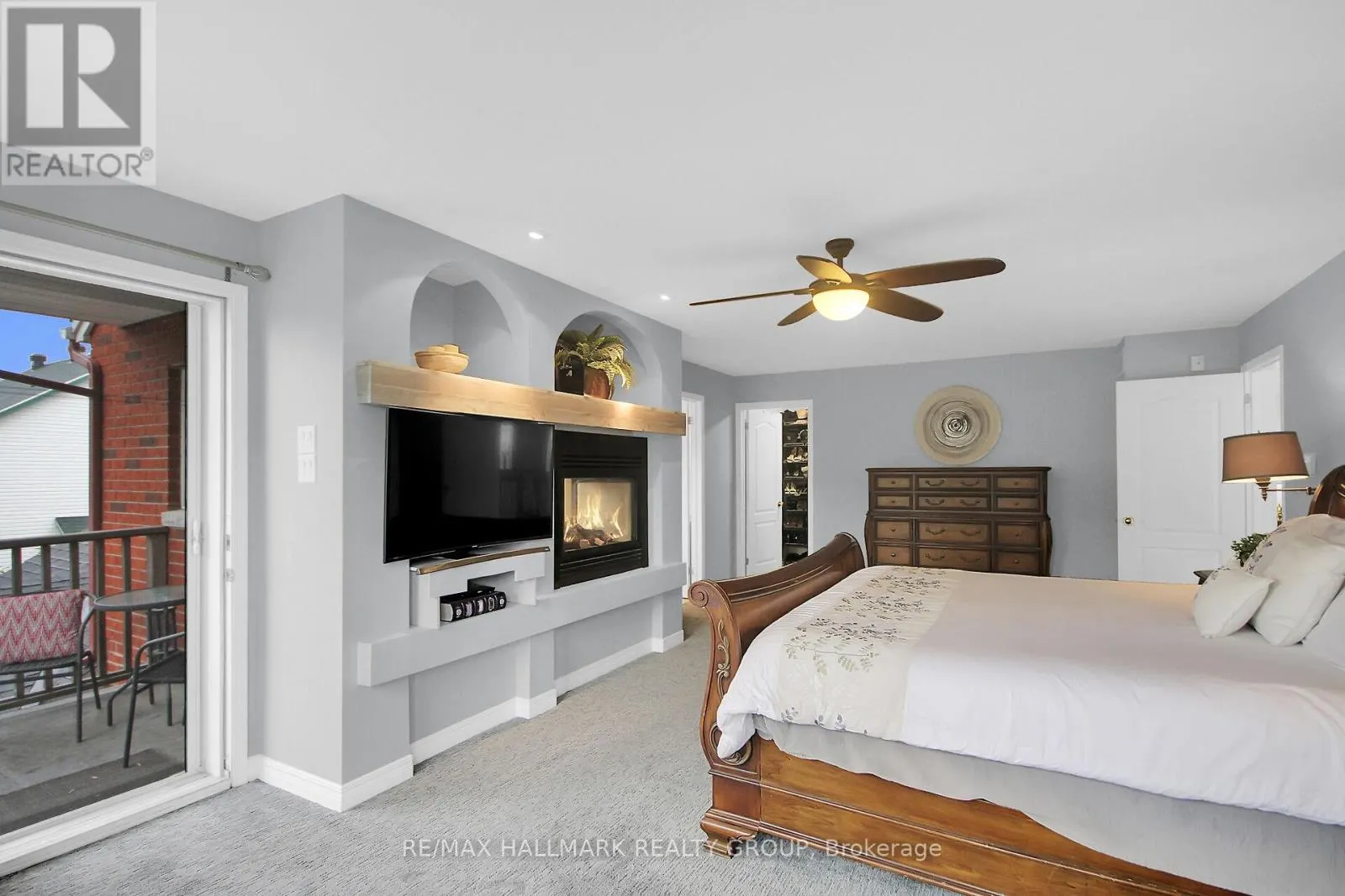 13 BEECHGROVE GARDENS