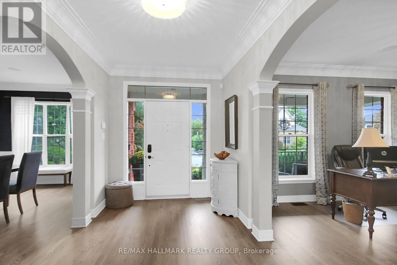 13 BEECHGROVE GARDENS