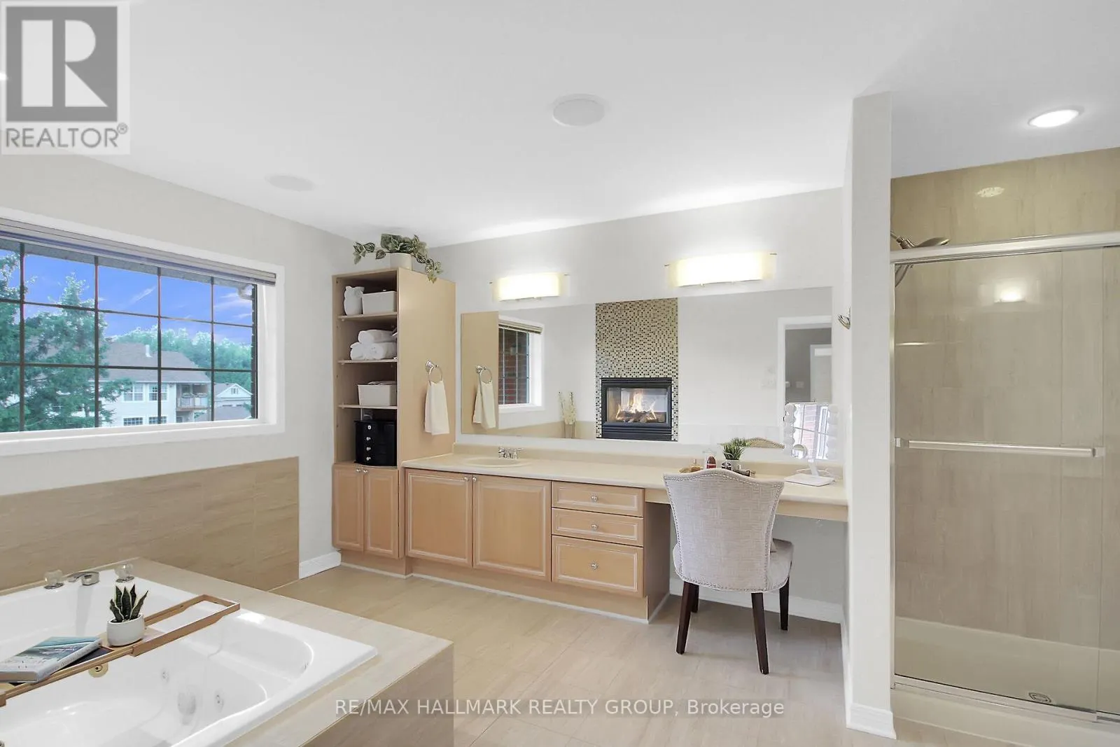 13 BEECHGROVE GARDENS