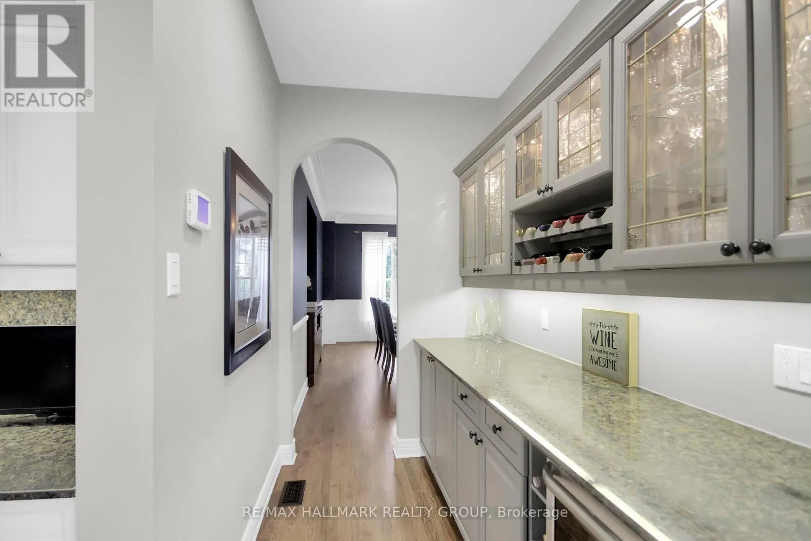 13 BEECHGROVE GARDENS