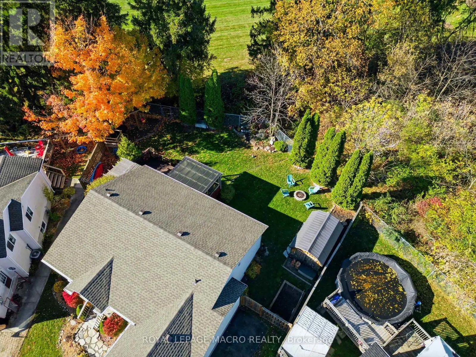 15 ANDERSON CRESCENT