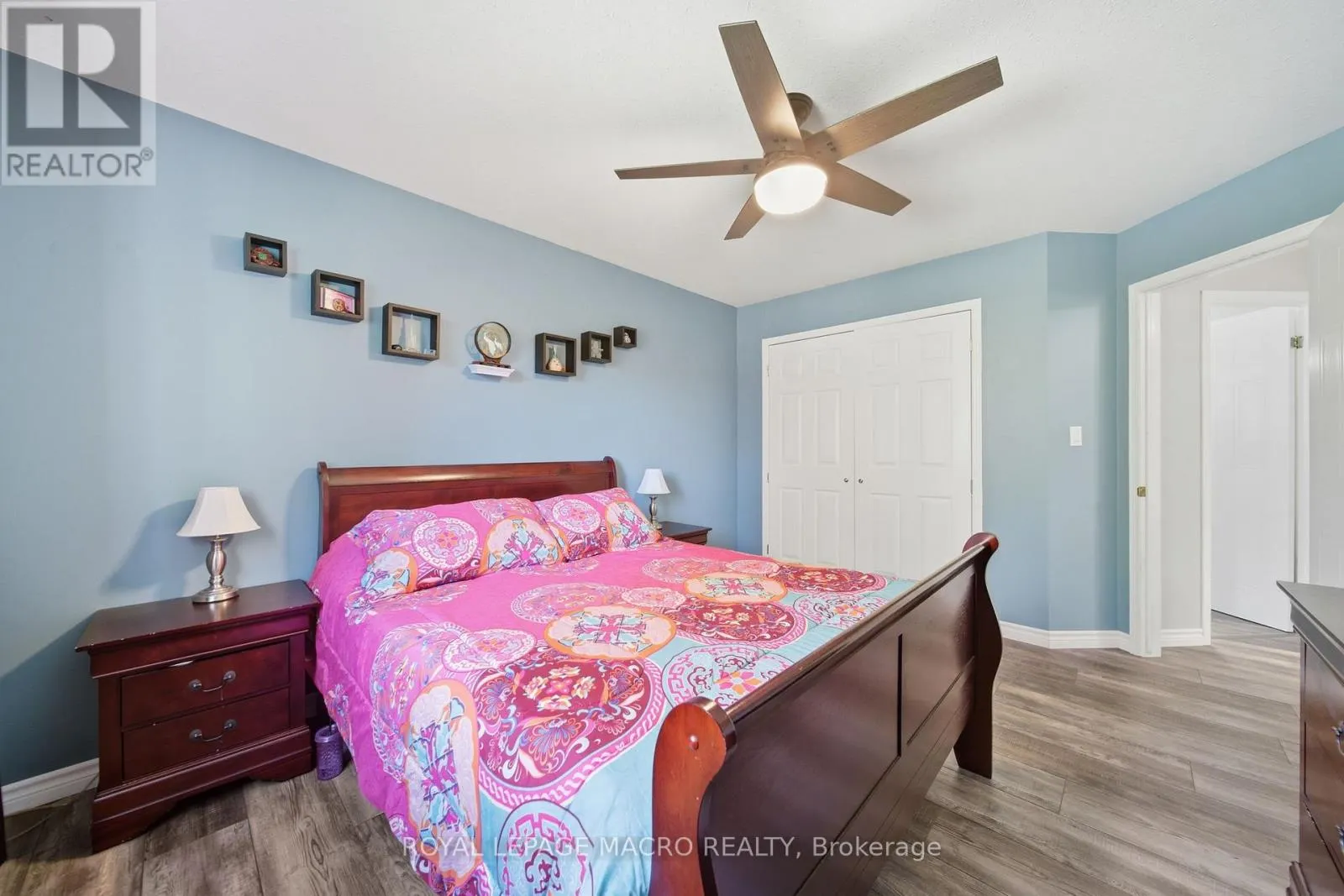 15 ANDERSON CRESCENT