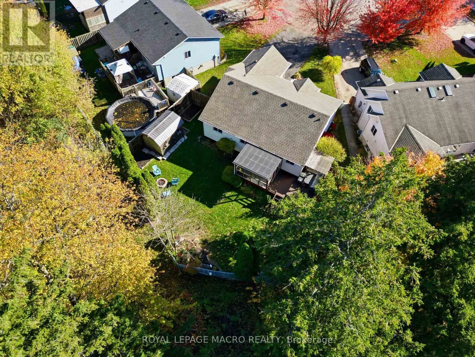 15 ANDERSON CRESCENT