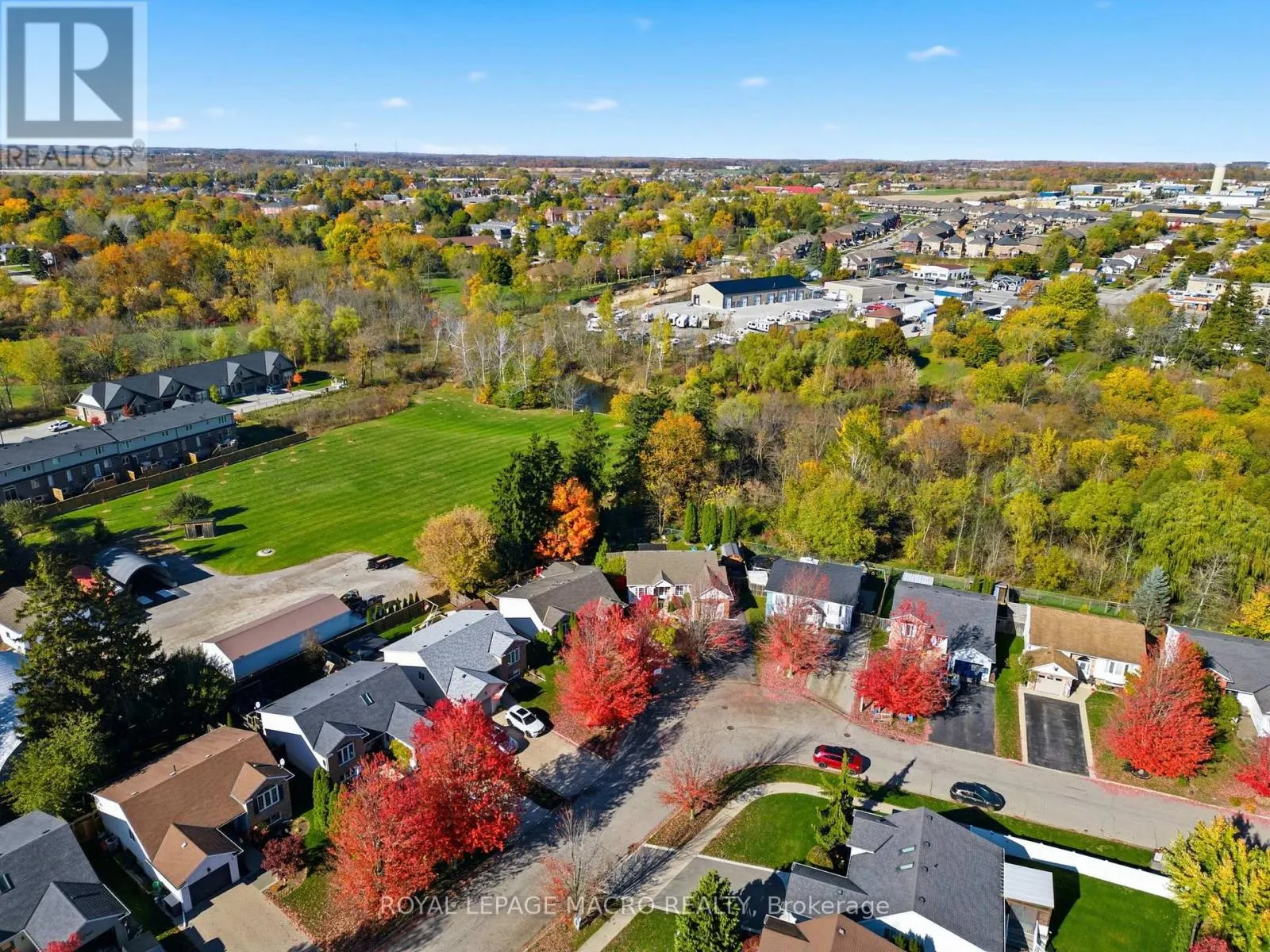 15 ANDERSON CRESCENT