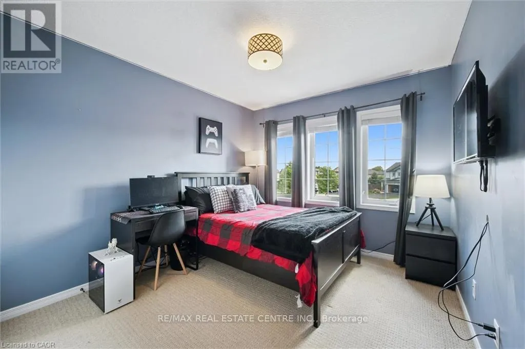 267 HARDCASTLE DRIVE