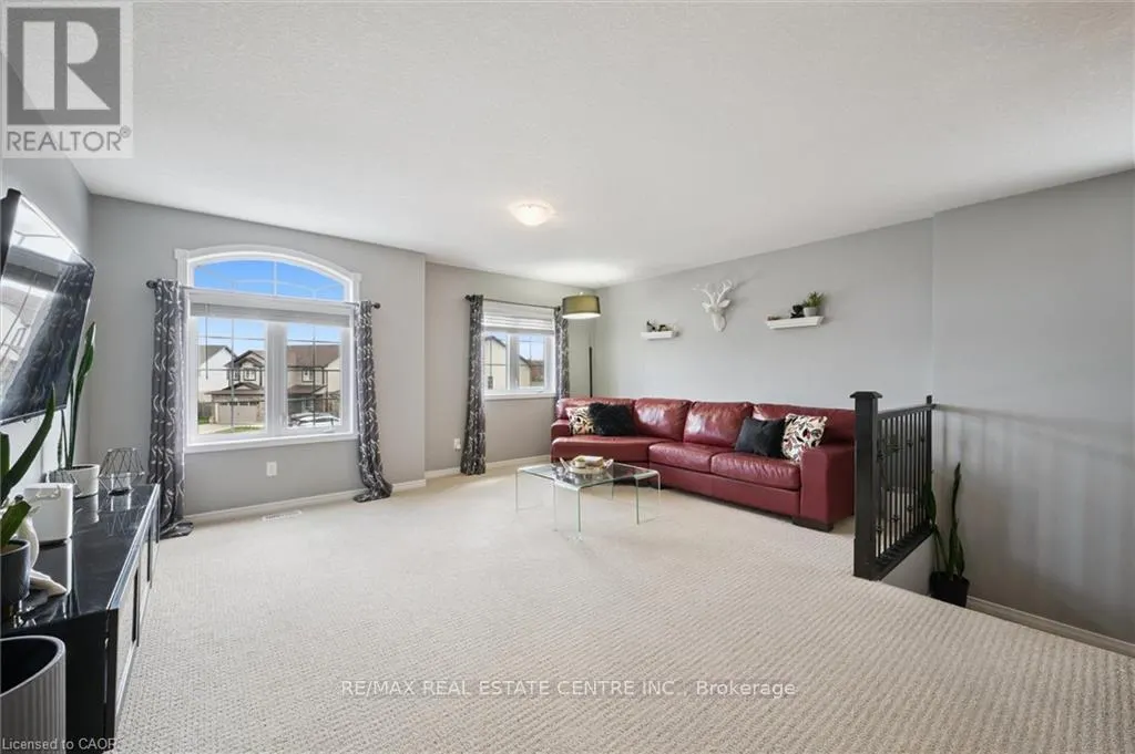 267 HARDCASTLE DRIVE