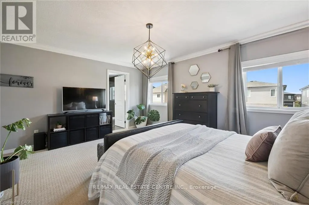 267 HARDCASTLE DRIVE