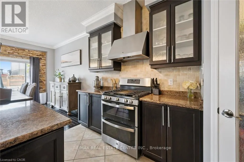 267 HARDCASTLE DRIVE