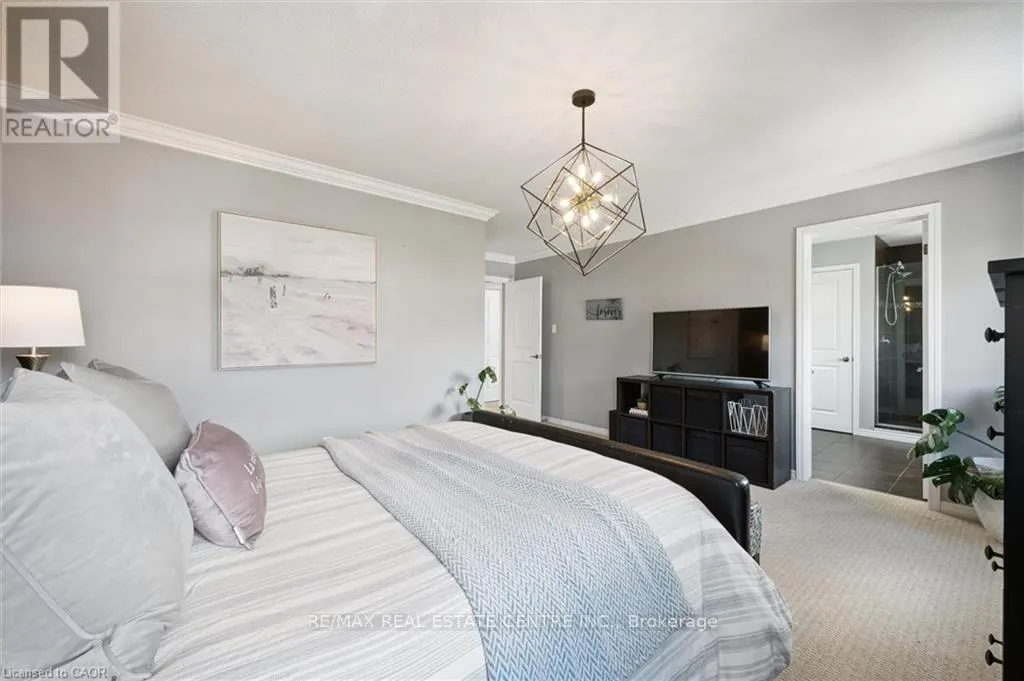 267 HARDCASTLE DRIVE