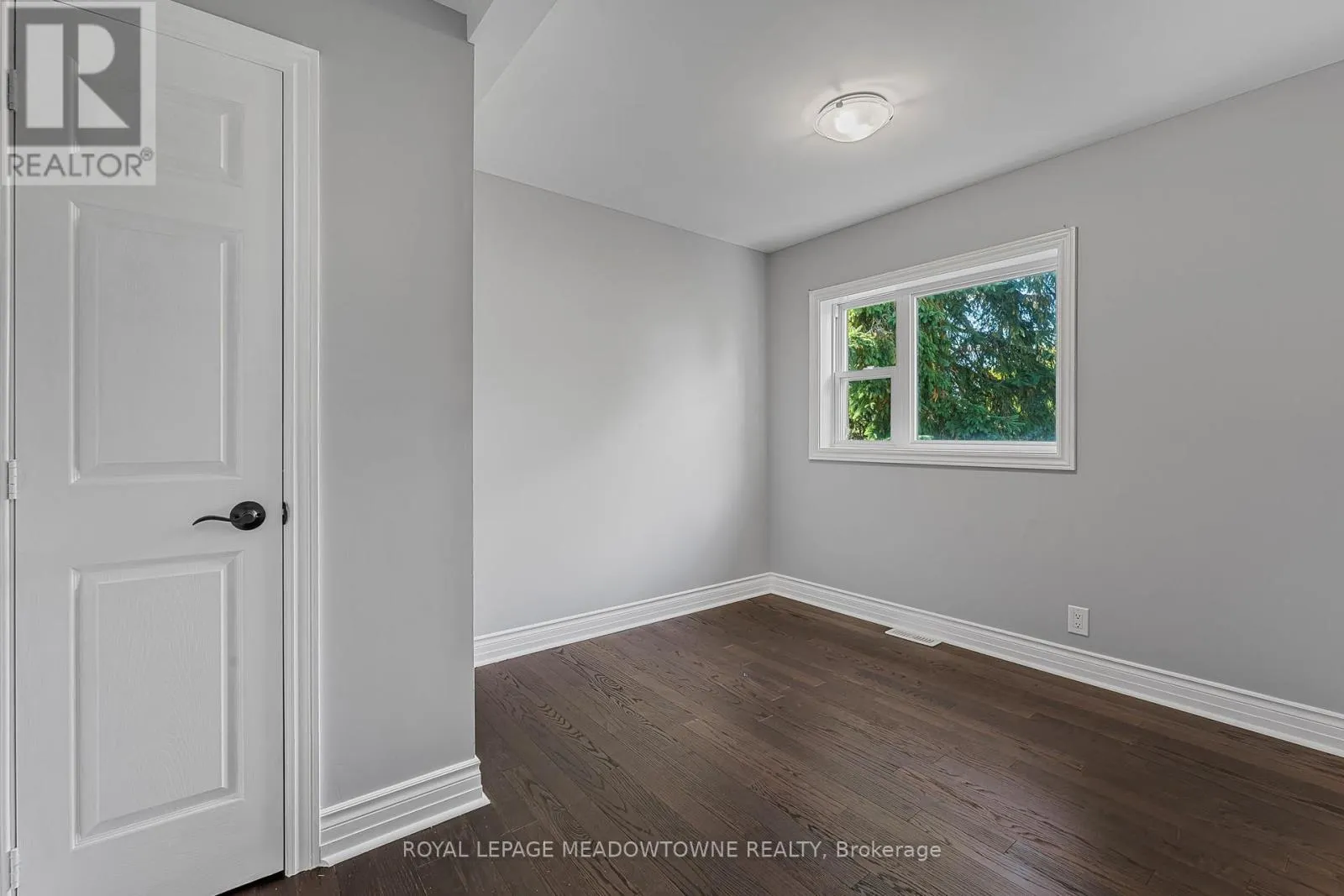 1583 MERRITTVILLE HIGHWAY