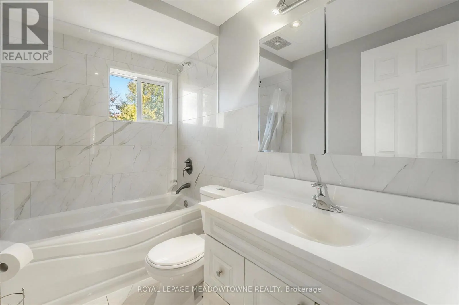 1583 MERRITTVILLE HIGHWAY