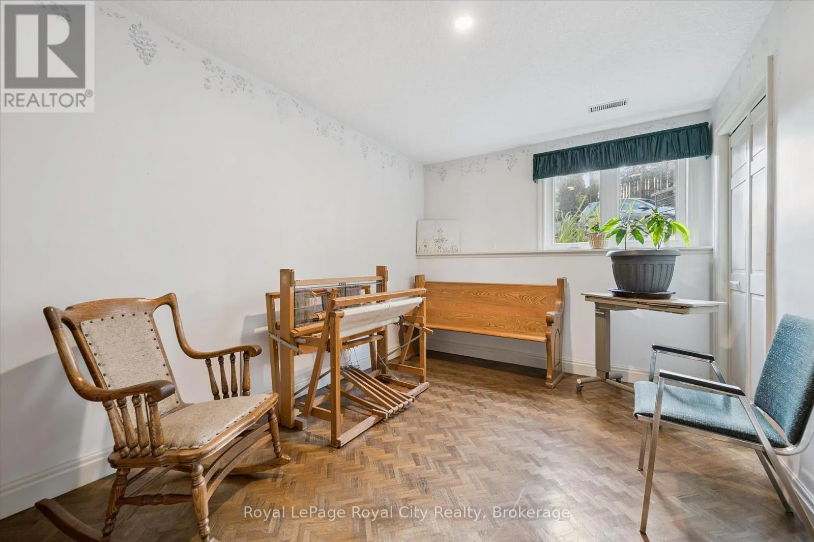 8060 WELLINGTON RD 18 ROAD