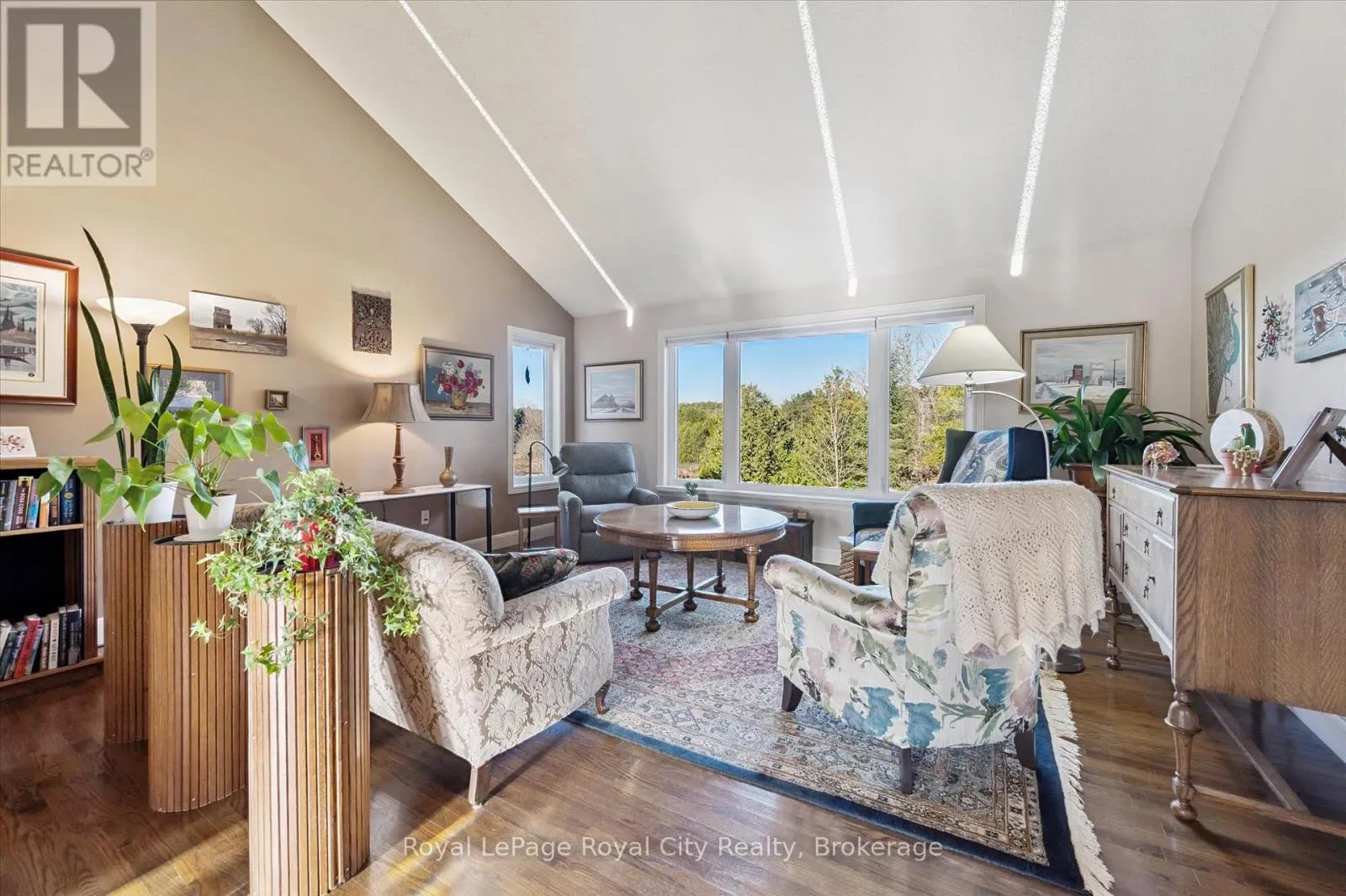 8060 WELLINGTON RD 18 ROAD