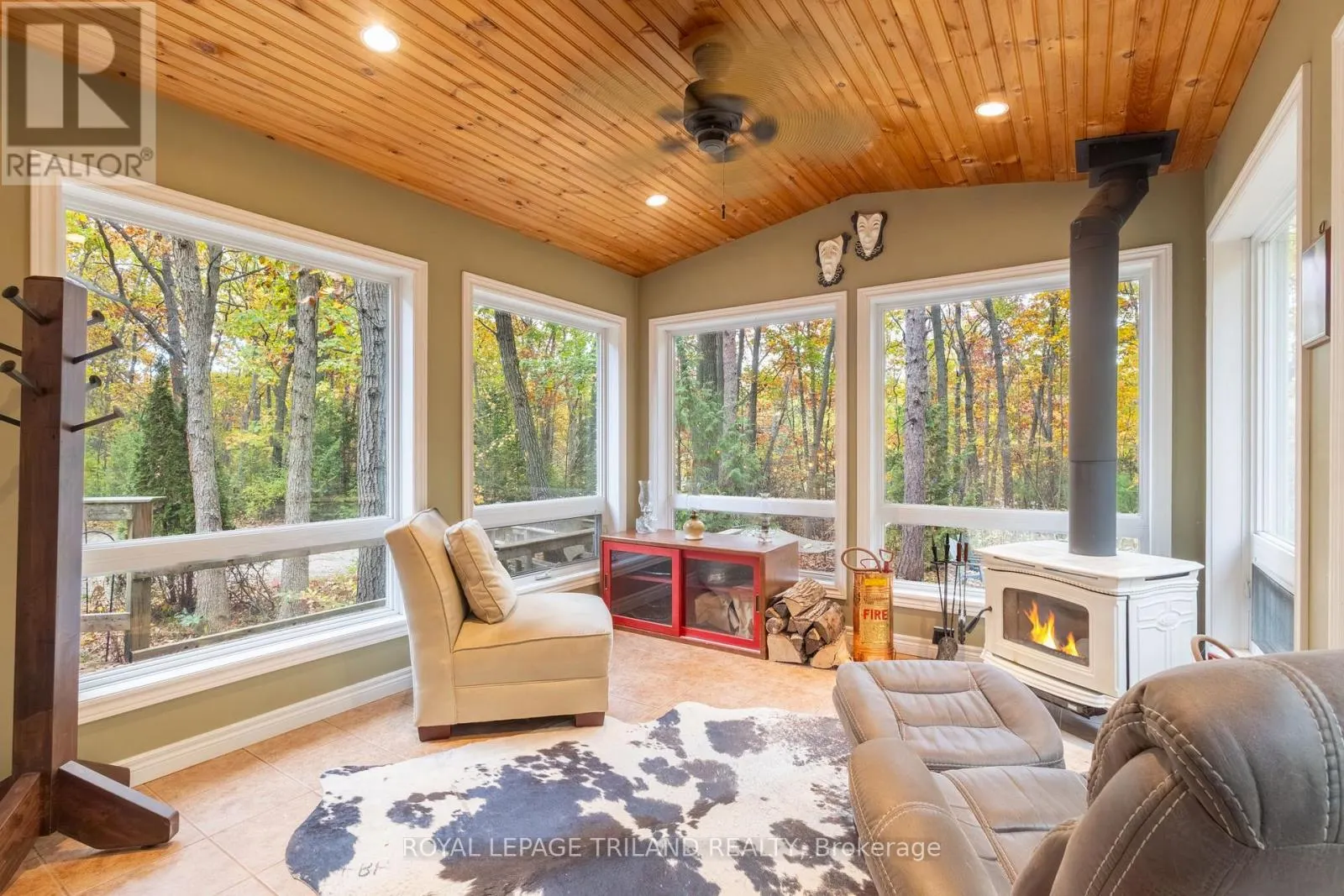 10092 LAKESHORE ROAD