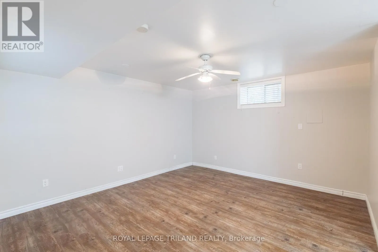 10092 LAKESHORE ROAD