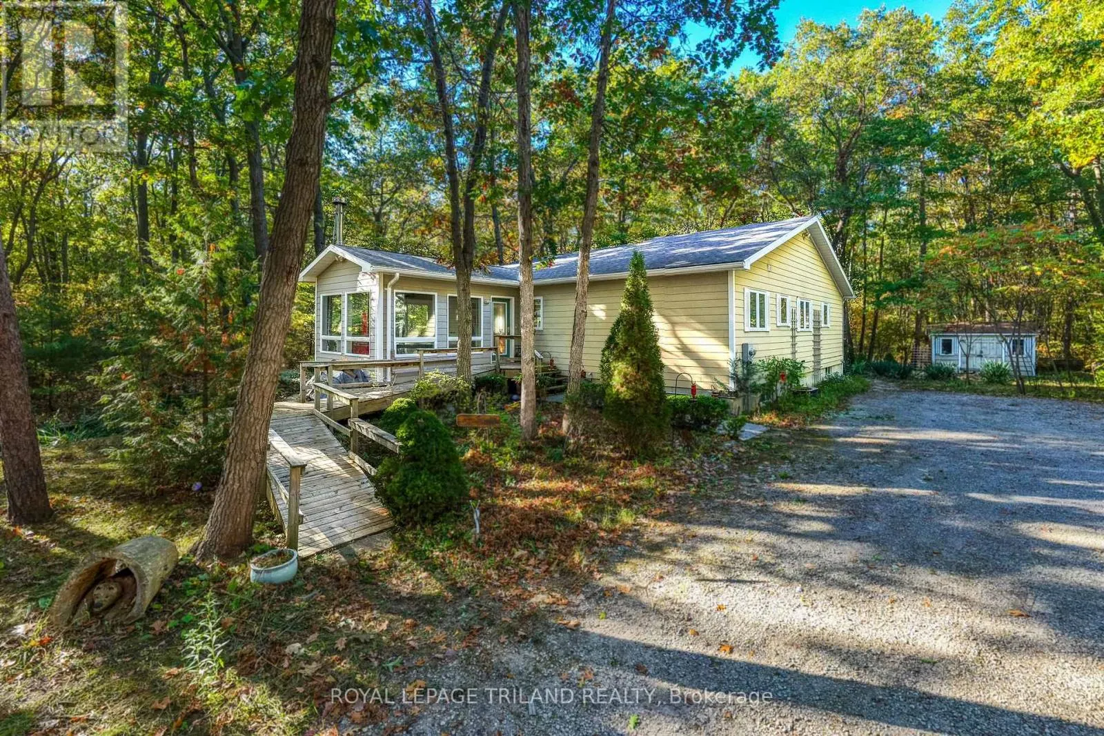 10092 LAKESHORE ROAD