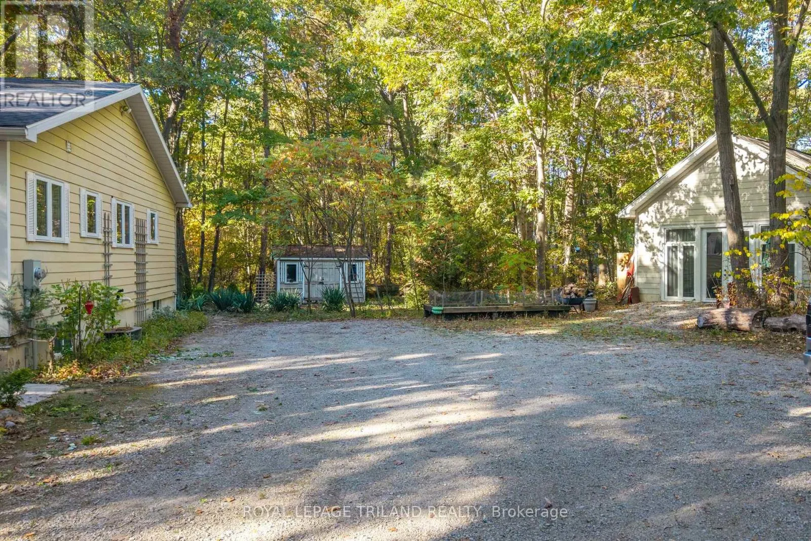 10092 LAKESHORE ROAD