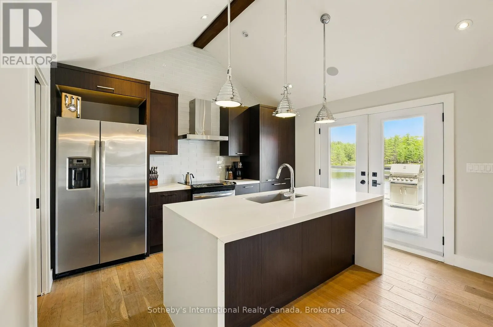 6394 GO HOME LAKE SHORE