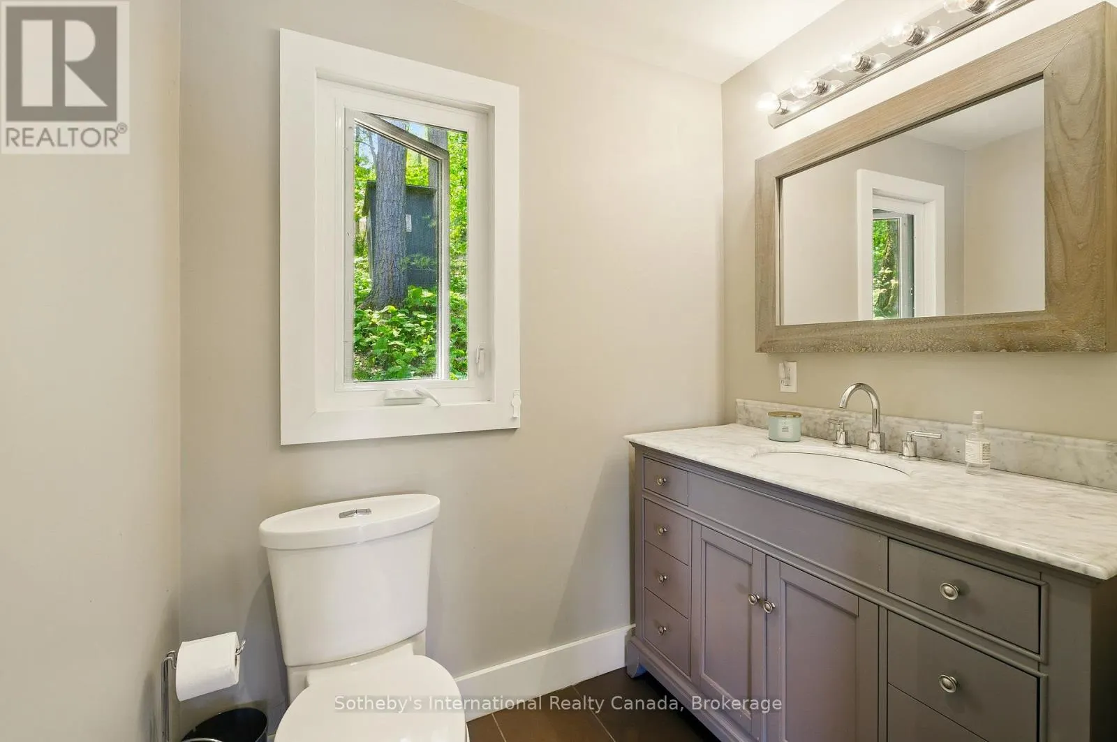 6394 GO HOME LAKE SHORE