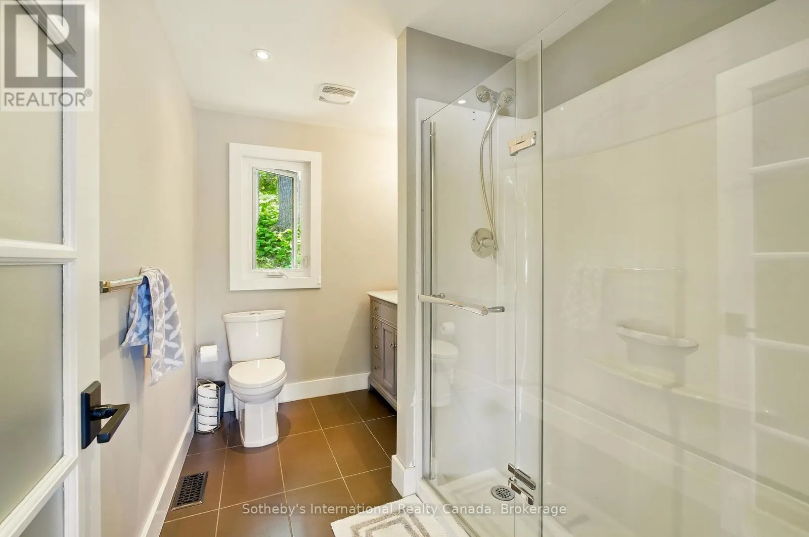 6394 GO HOME LAKE SHORE