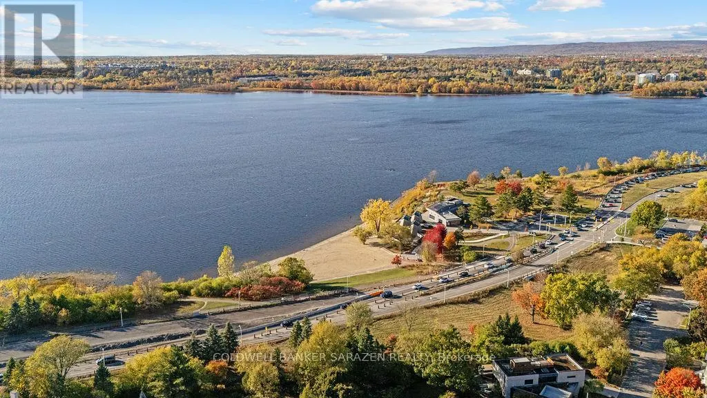 4 - 353 WILMONT AVENUE