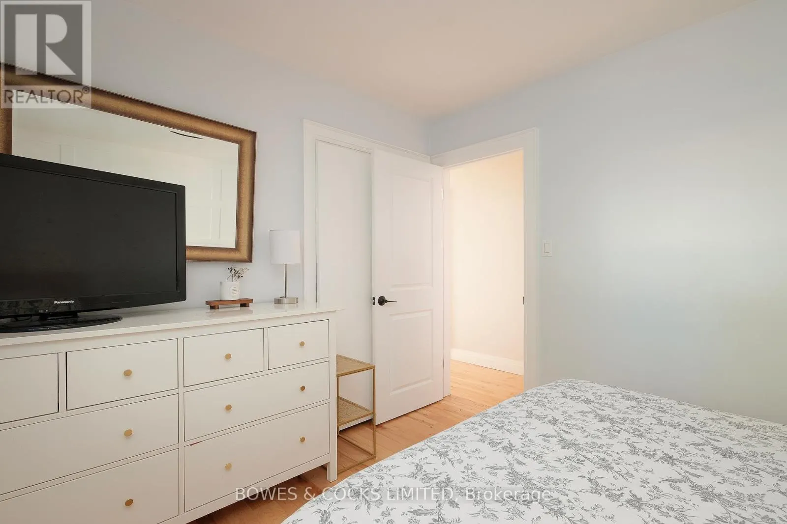 1462 WESTBROOK DRIVE