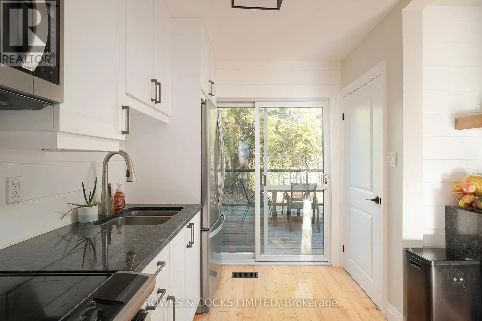 1462 WESTBROOK DRIVE