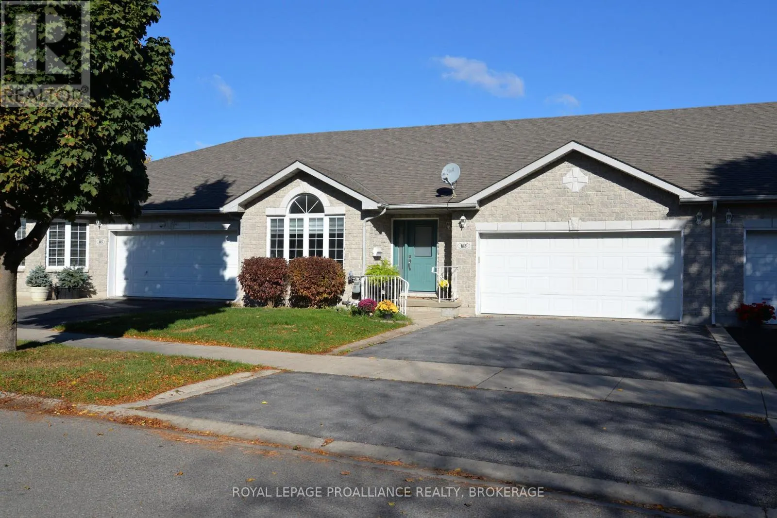 166 ELLESMEER AVENUE