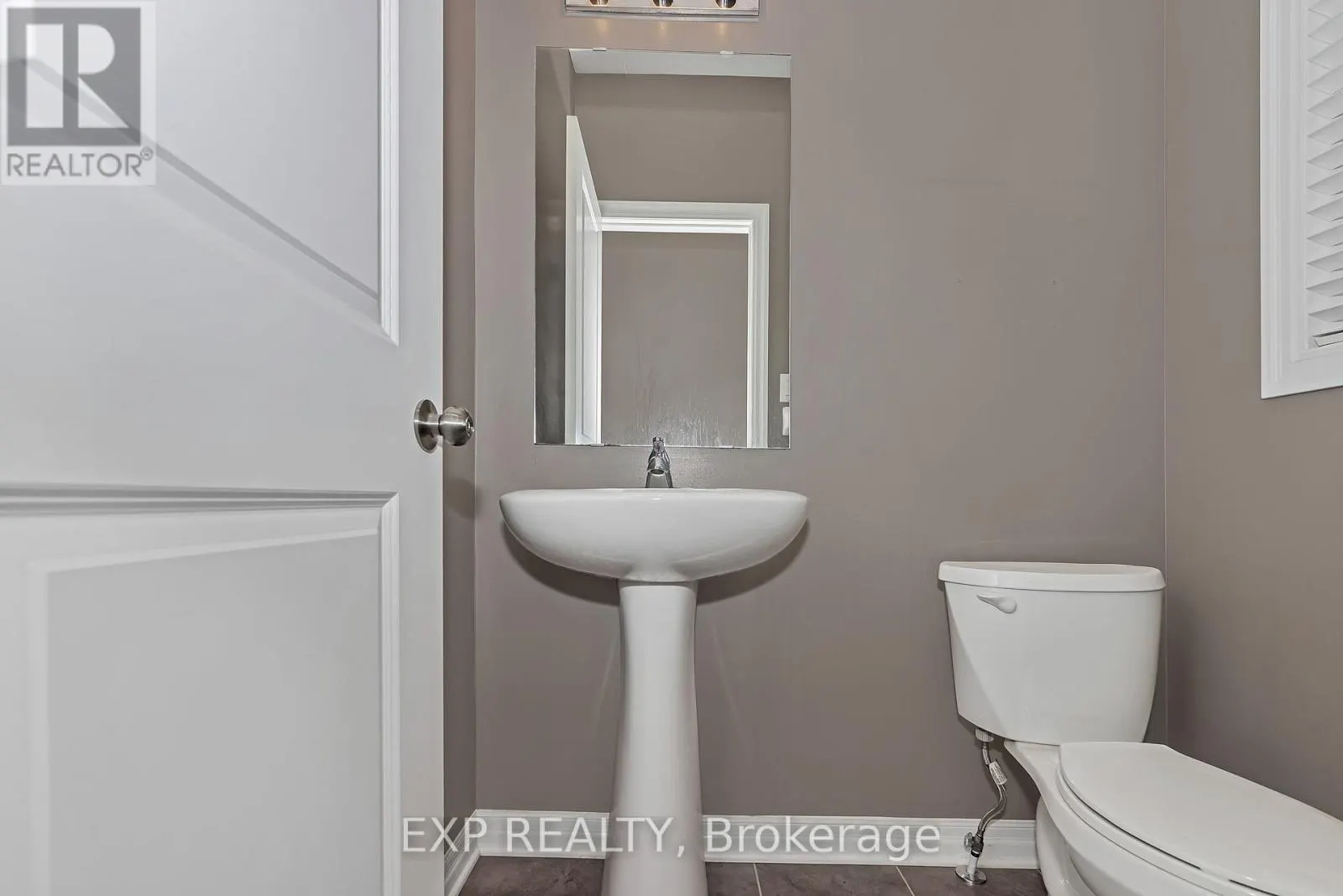 503 KNOTRIDGE STREET N