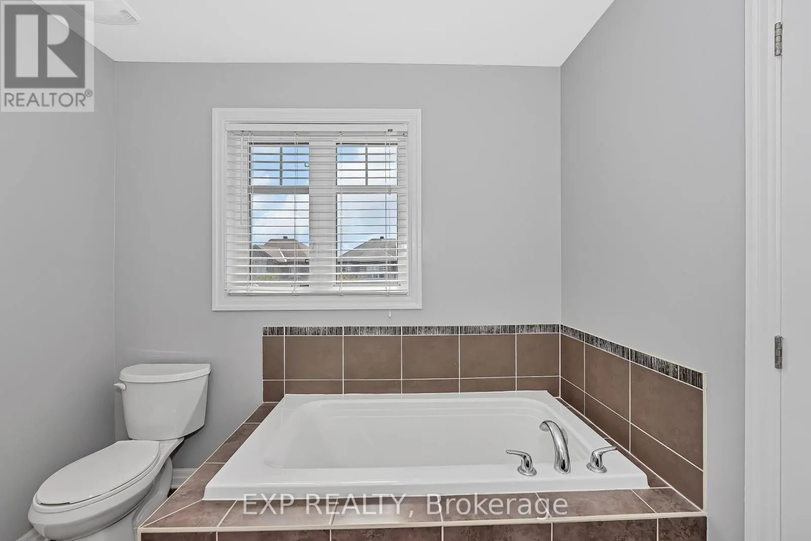 503 KNOTRIDGE STREET N