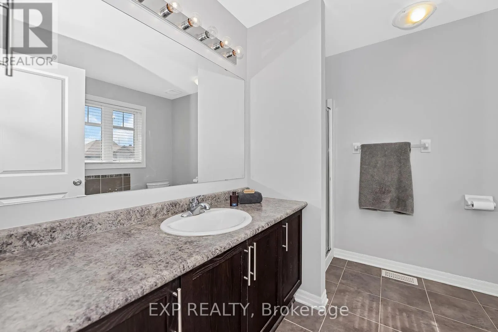 503 KNOTRIDGE STREET N